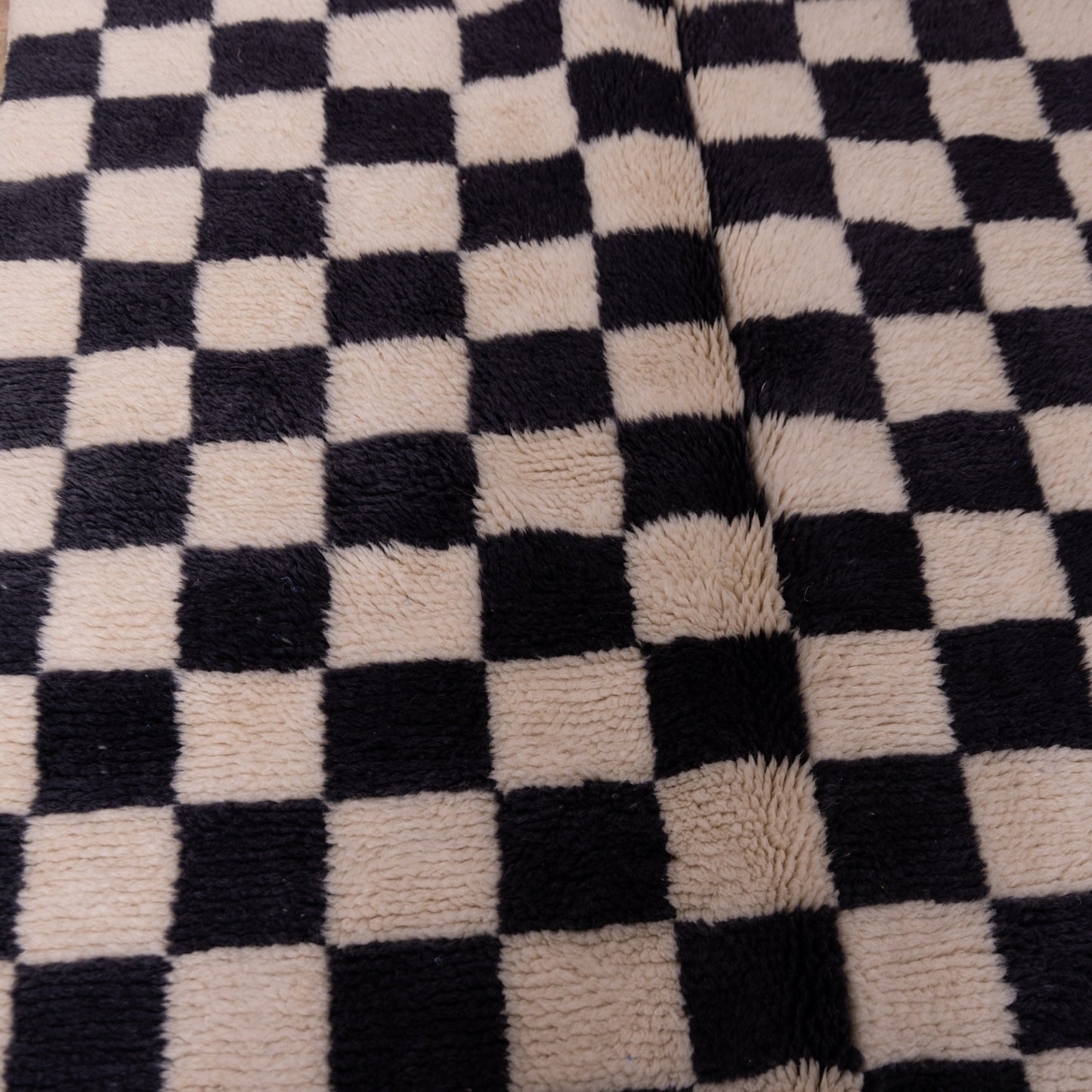 Handmade Moroccan Checkered Wool Rug – Black & White Berber Carpet – Modern Geometric Beni Ourain Rug
