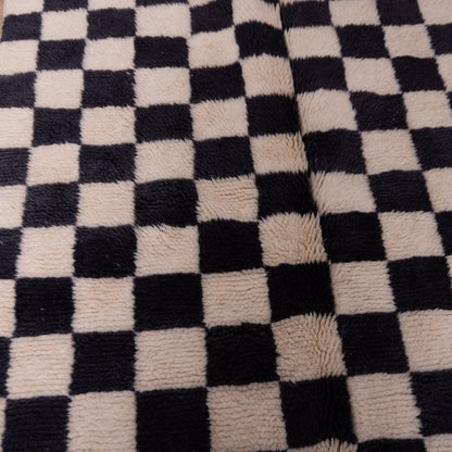 Handmade Moroccan Checkered Wool Rug – Black & White Berber Carpet – Modern Geometric Beni Ourain Rug
