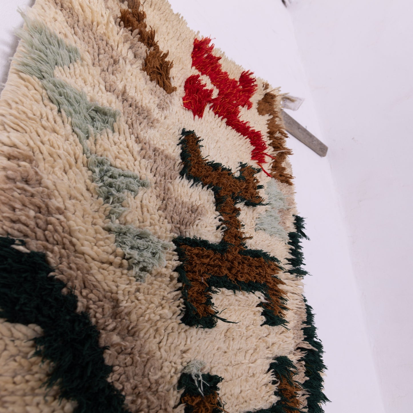 Vintage Azilal Berber Rug - Abstract Tribal Moroccan Wool Runner - Boho Wall Hanging