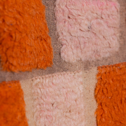 Handwoven Taznakht Moroccan Rug – 100% Wool Pink & Orange Checkerboard Carpet – Authentic Berber Artisan Weaving – Vibrant Geometric Design ; 8,69 ft / 6,07 ft