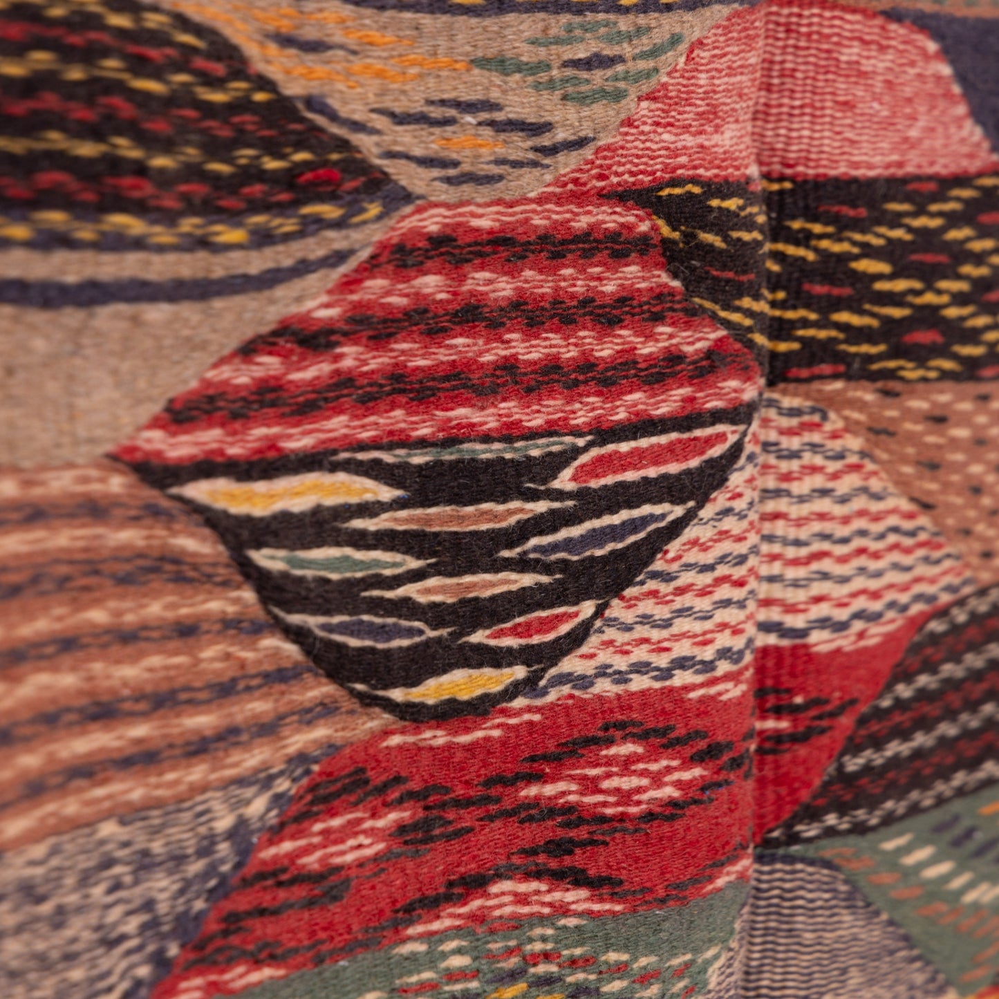 Vintage Moroccan Akhnif Rug – Handmade Berber Wool Carpet ; 5,09 ft / 3,28 ft