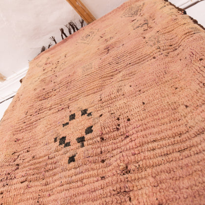 Vintage Moroccan Runner Rug - Handwoven Wool with Geometric Diamond Pattern - 80% Wool 20% Cotton