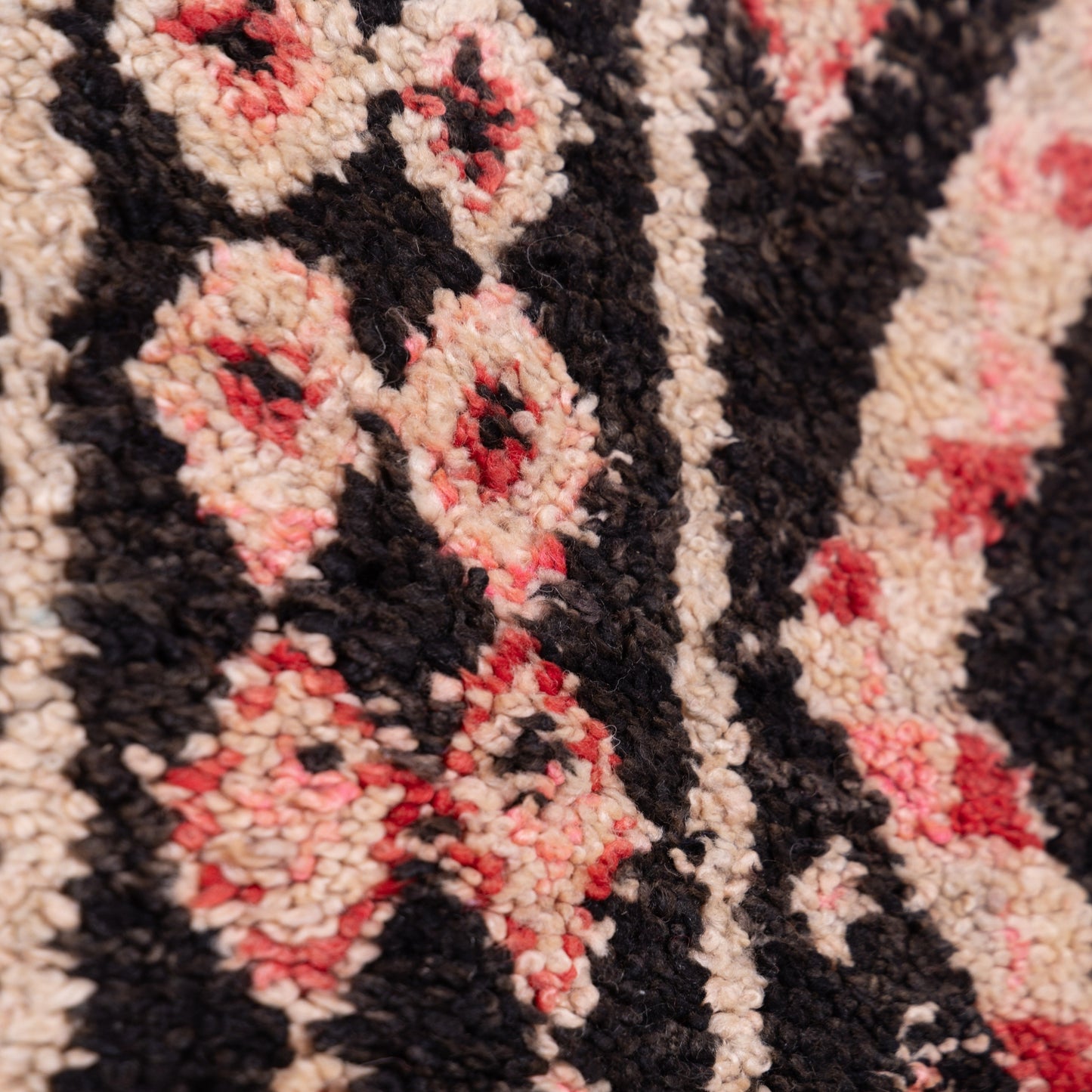 Vintage Beni Mguild Zayane Rug – Handwoven Moroccan Wool Carpet