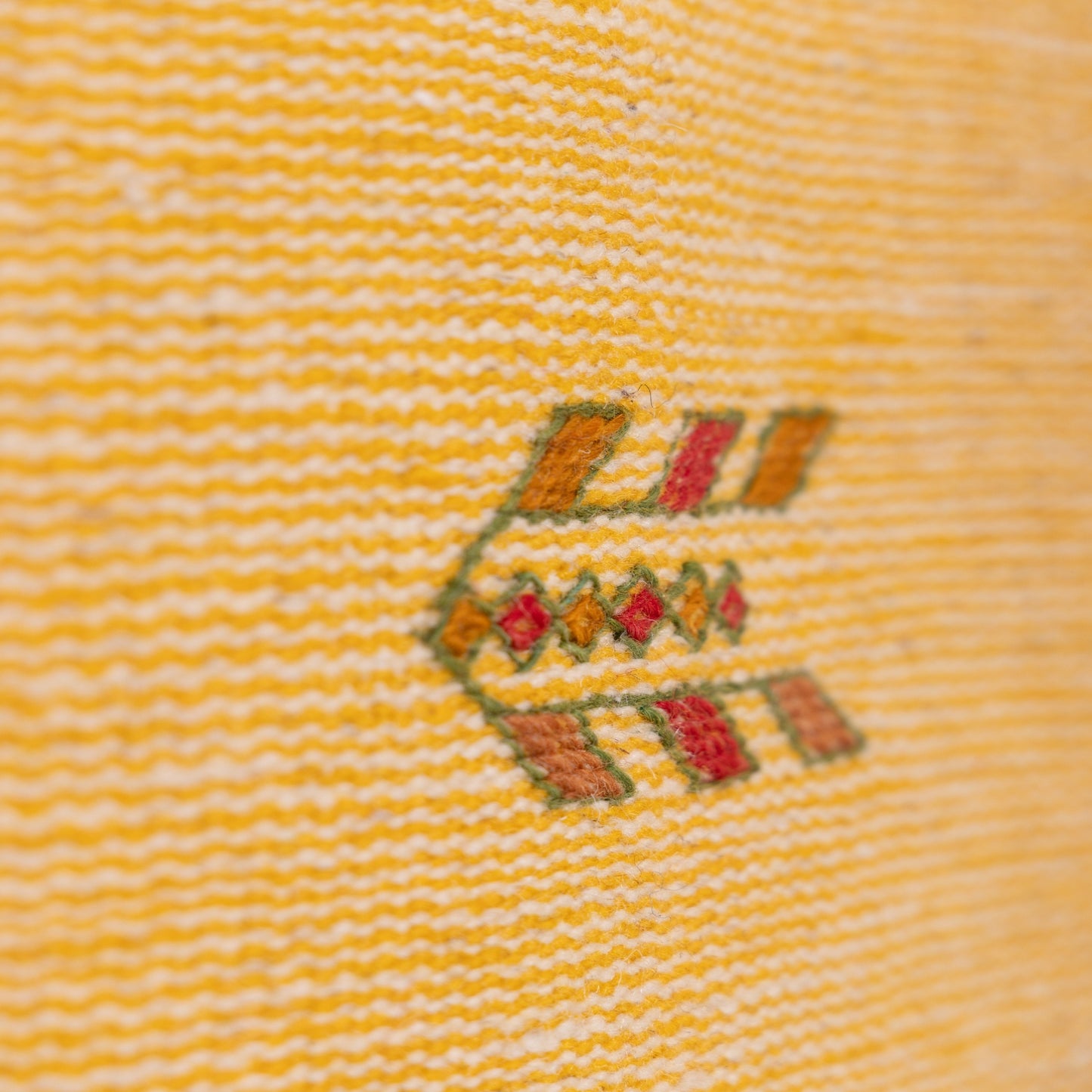 Handwoven Moroccan Akhnif Rug – Golden Yellow Berber Wool & Cotton Carpet