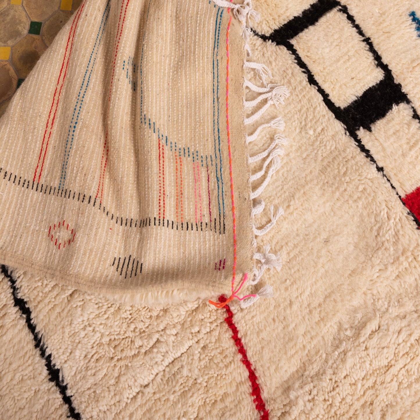 Azilal Rug - Moroccan Handmade Wool & Cotton Carpet - Modern Berber Abstract Design - Tribal Wall Hanging or Floor Mat