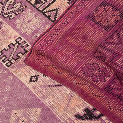 Vintage Moroccan Bjaad Rug – Handwoven Berber Wool Rug with Geometric Tribal Patterns – Unique Mauve & Beige Tones