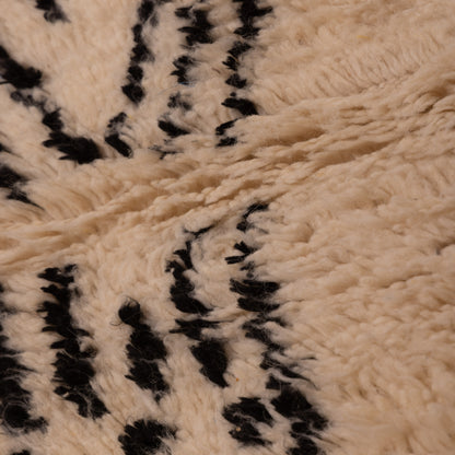 Black & White Azilal Rug - Handmade Moroccan Berber Carpet - Abstract Wool and Cotton Wall or Floor Decor
