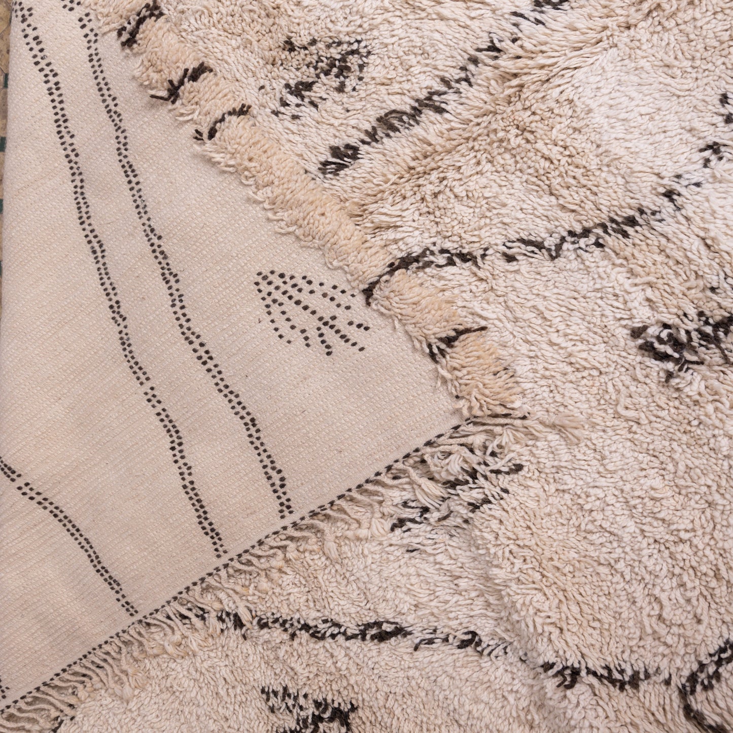 Handmade Beni Ourain Rug – Authentic Moroccan Wool Carpet – Geometric Berber Design – Minimalist & Boho Home Decor – Soft & Plush Area Rug ; 10,33 ft / 6,23 ft