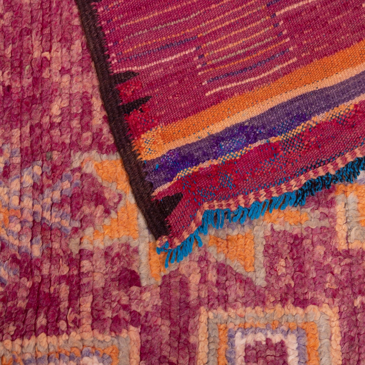 Vintage Rehamna Moroccan Rug – Handwoven Wool Berber Carpet with Geometric Tribal Motifs ; 9,51 ft / 4,10 ft