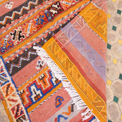 Handwoven Moroccan Akhnif Rug – Vintage-Inspired Berber Flatweave ; 4,92 ft / 3,61 ft