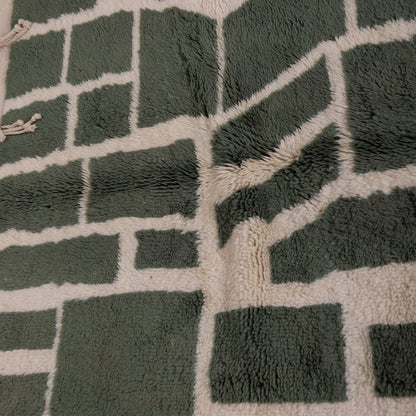 Handmade Mrirt Rug – 100% Wool Moroccan Berber Carpet – Green & Cream Abstract Geometric Wool Rug – Luxury Boho & Modern Home Decor
