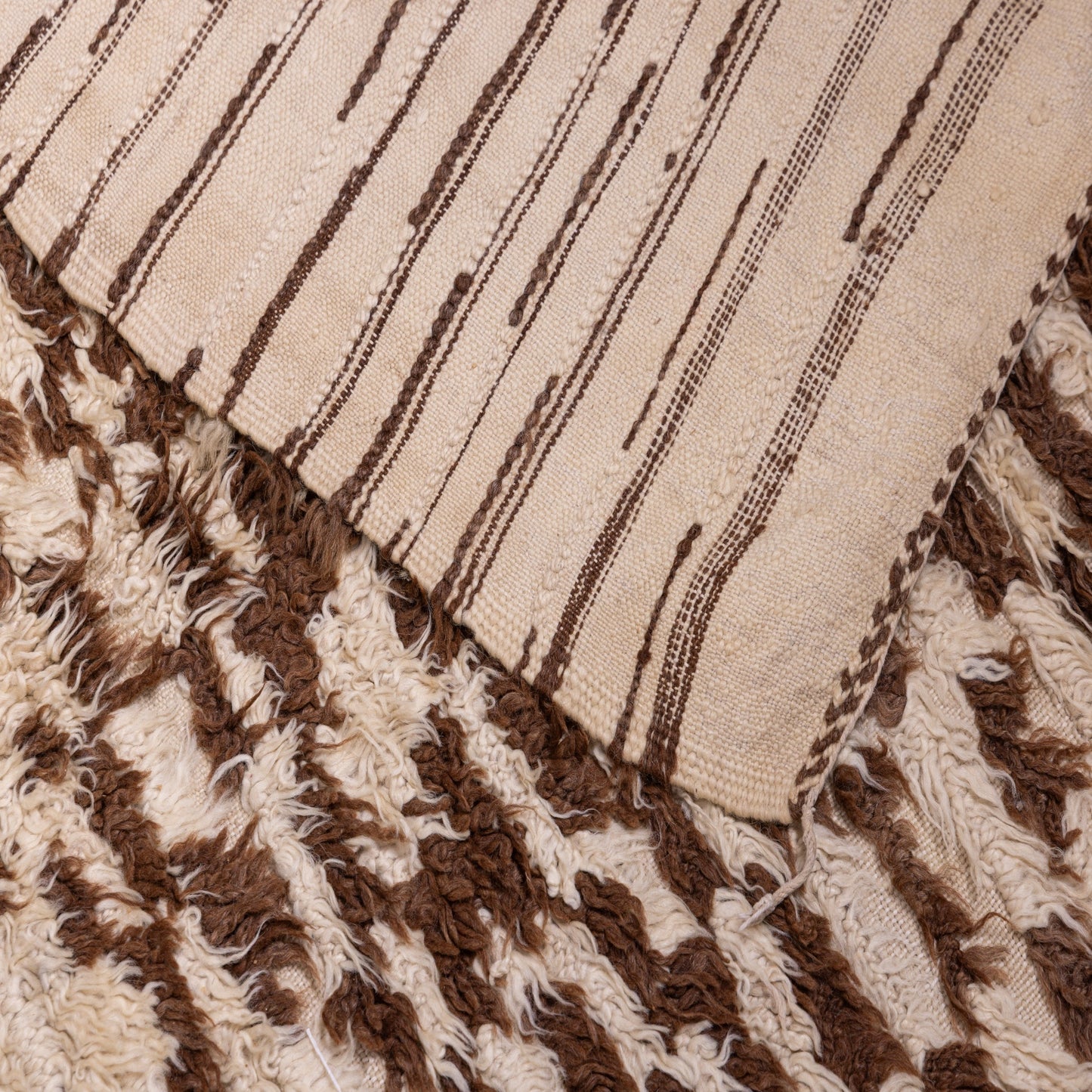 Authentic Moroccan Azilal Rug | Unique Handwoven Berber Wool Carpet | Abstract Tribal Design ; 9,84 ft / 6,07 ft