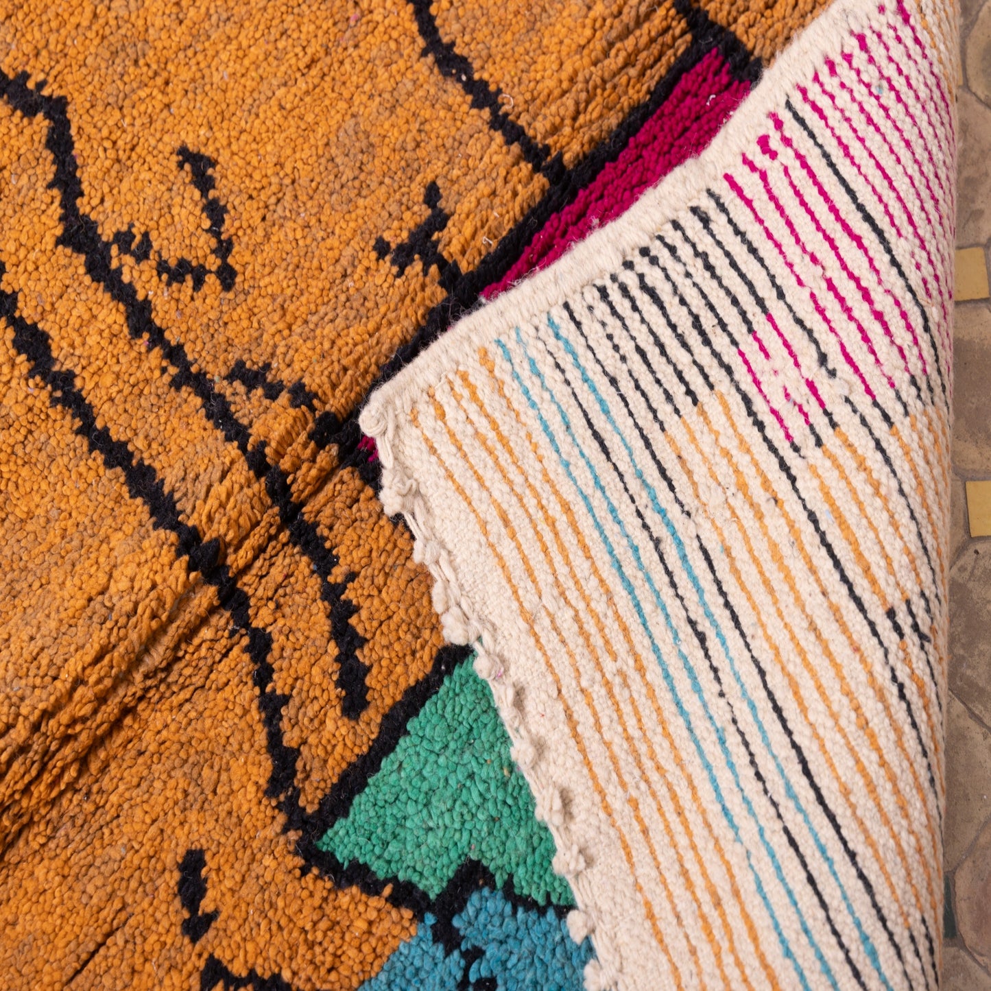 Authentic Handwoven Boujad Moroccan Rug – A Fusion of Art and Tradition
