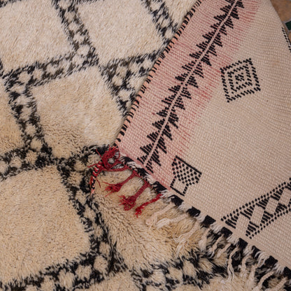 Authentic Vintage Beni Ourain Moroccan Rug | Handwoven Wool Berber Carpet ; 11,81 ft / 6,89 ft