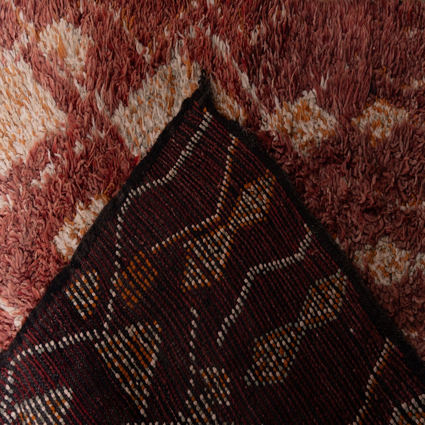 Vintage Beni Mguild Rug – Handwoven Moroccan Wool Carpet