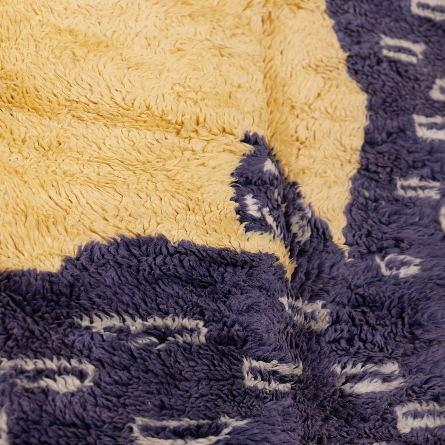 Handwoven Moroccan Mrirt Rug – Yellow & Black Artistic Berber Carpet with Abstract Figure Design