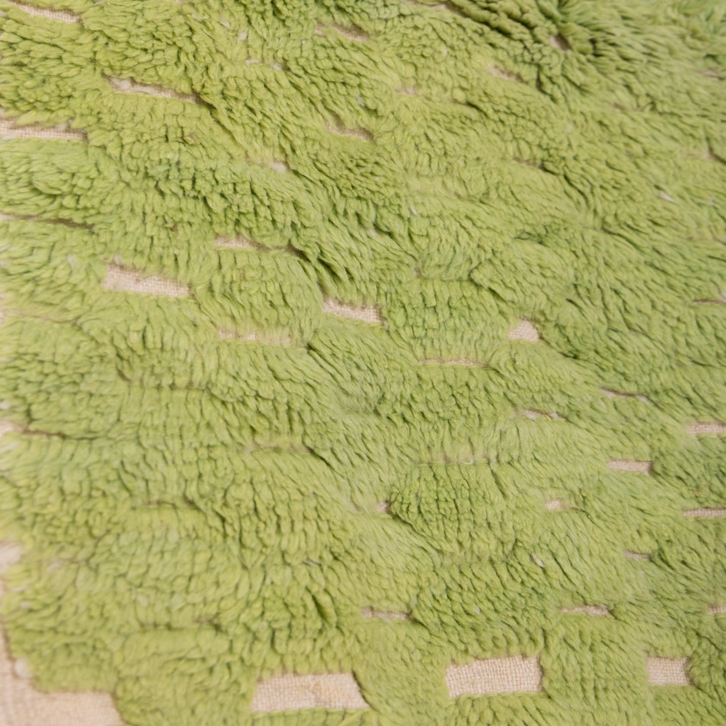 Handwoven Moroccan Wool Rug – Vibrant Green Boucherouite – Unique Artisan Boho Rug – Eco-Friendly Wool Carpet