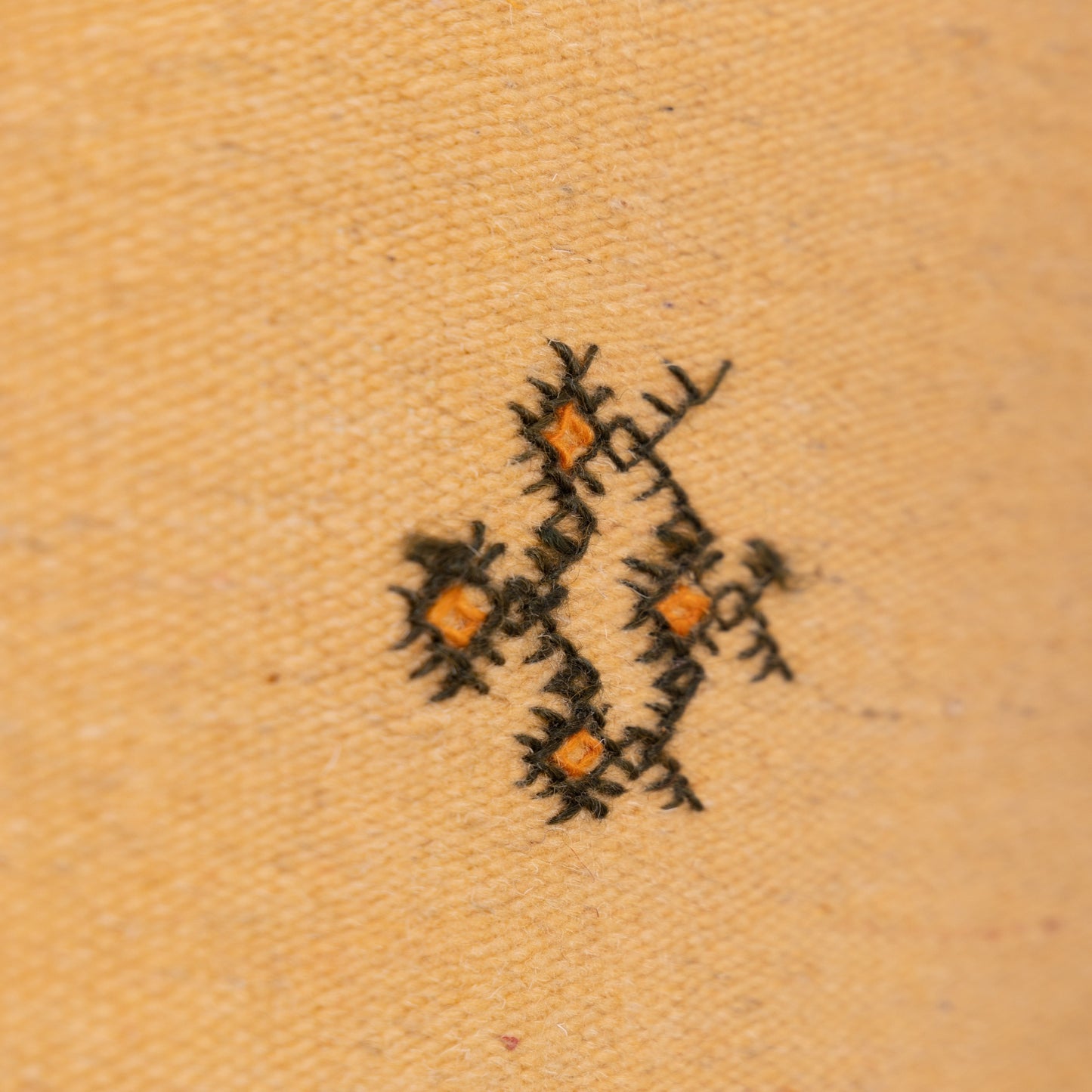Handwoven Moroccan Akhnif Rug – Golden Berber Wool & Cotton Carpet