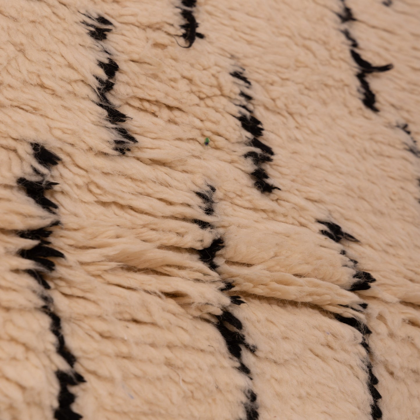 Minimalist Azilal Wool Rug - Small Modern Moroccan Wall Hanging - 80% Wool & 20% Cotton - Neutral Berber Decor