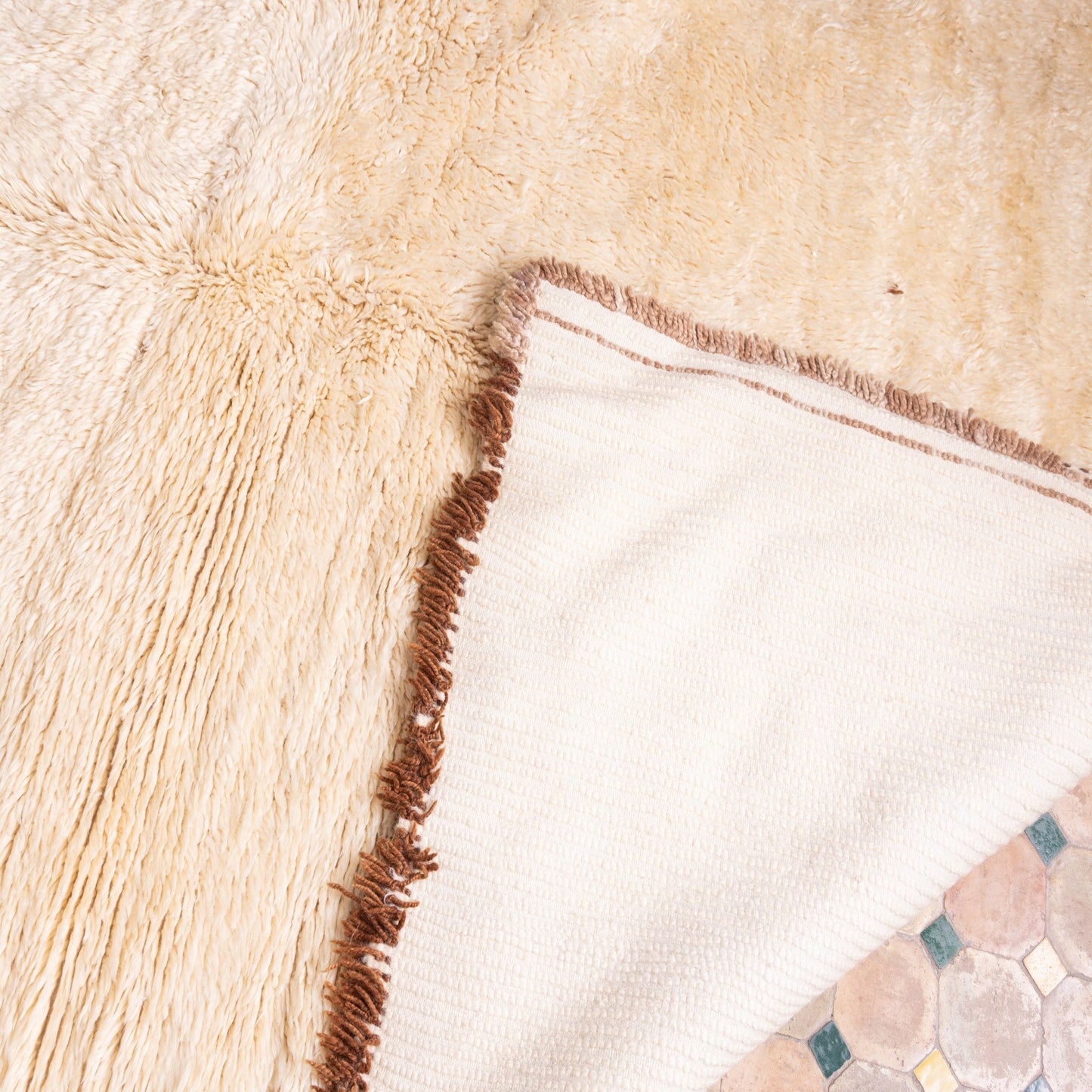 Minimalist Moroccan Beni Ourain Rug | Handwoven Wool Berber Carpet in Soft Ivory ;  8,86 ft / 6,23 ft