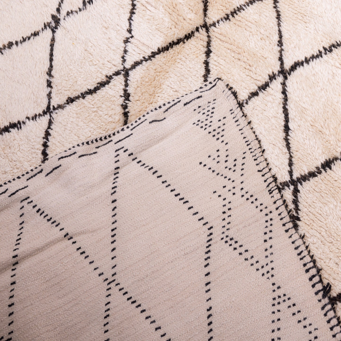 Authentic Moroccan Beni Ourain Rug – Handwoven Berber Wool Carpet ; 12,80 ft / 6,40 ft