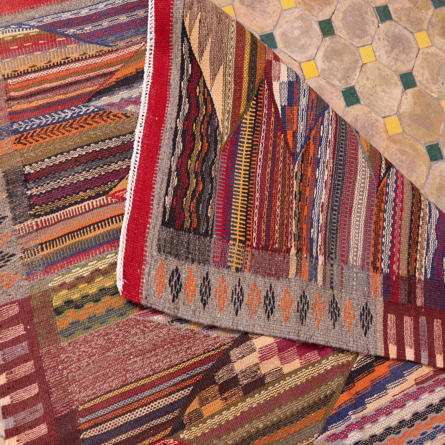 Handmade Moroccan Akhnif Rug – Authentic Tribal Elegance ; 4,59 ft / 3,77 ft