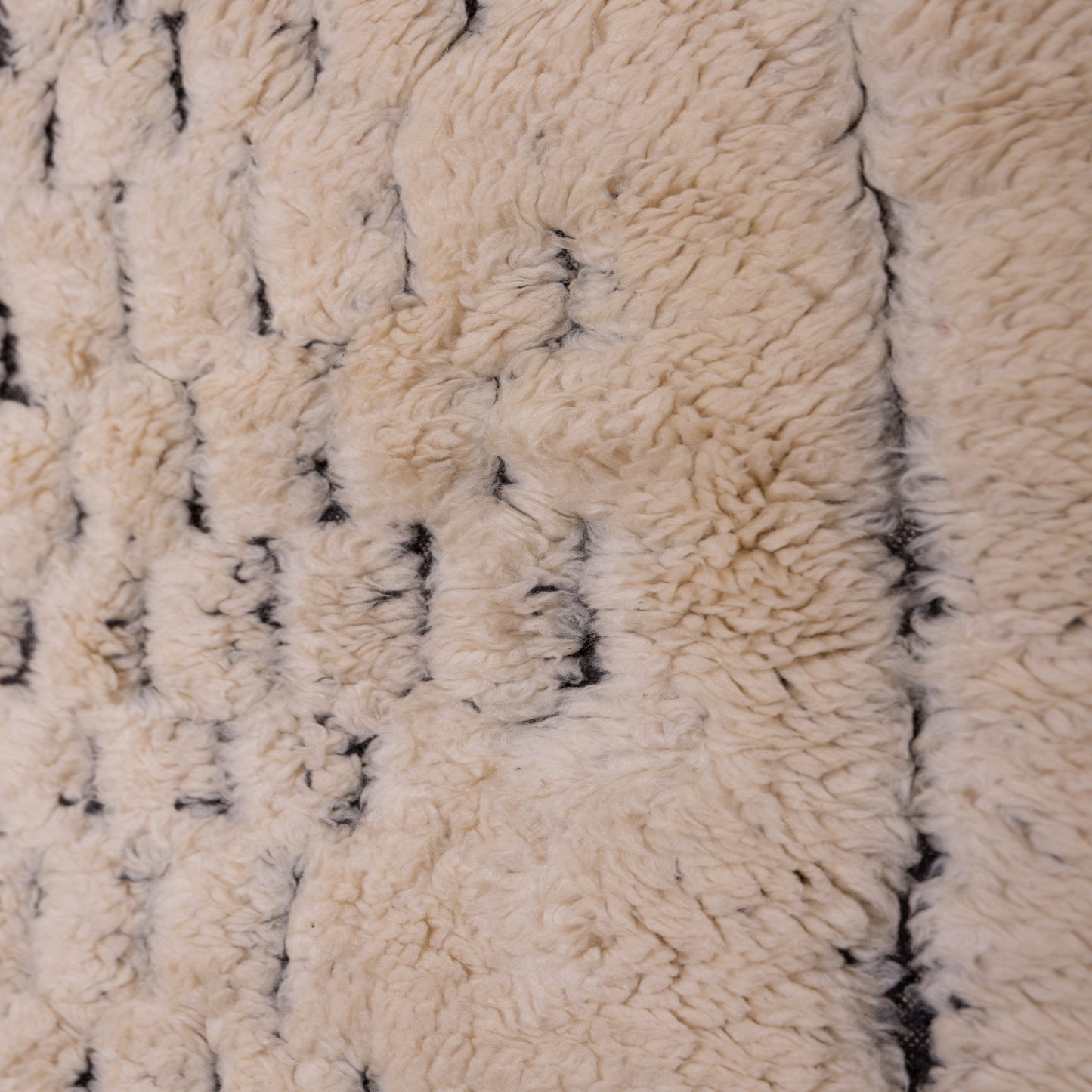Handmade Mrirt Rug – 100% Wool Moroccan Berber Carpet – Cream & Black Geometric Wool Rug – Luxury Modern & Boho Home Decor