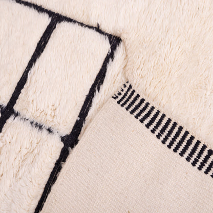 Handwoven Moroccan Wool Rug – Mrirt Berber Carpet – Modern Abstract Minimalist Design – Luxurious & Soft Handmade Area Rug