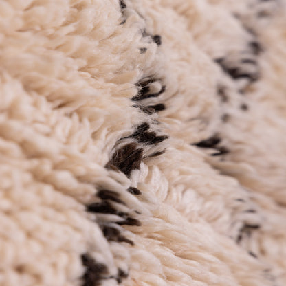 Vintage Beni Ourain Moroccan Rug | Handwoven Wool Berber Carpet | Timeless Diamond Motif ; 9,84 ft / 6,23 ft