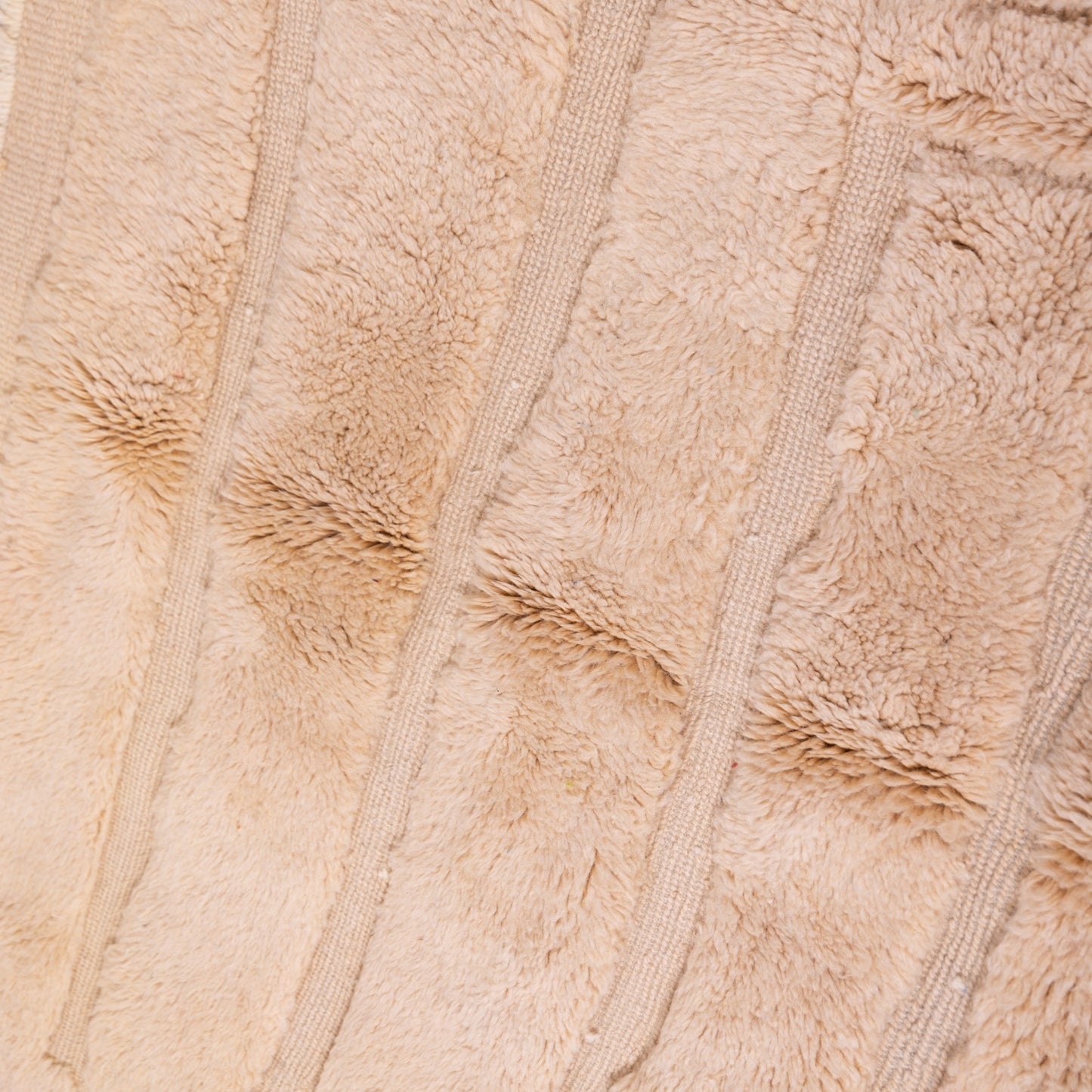 Handwoven Moroccan Wool Rug – Beige Geometric Berber Carpet – Minimalist Textured Area Rug