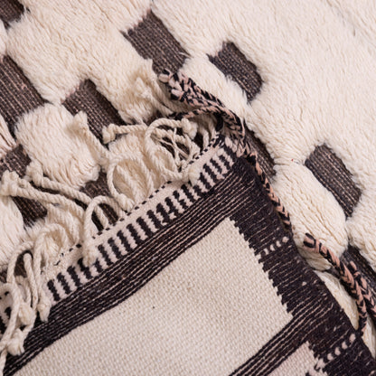 Handmade Mrirt Rug – 100% Wool Moroccan Berber Carpet – Checkerboard Black & Cream Wool Rug – Luxury Modern & Boho Home Decor