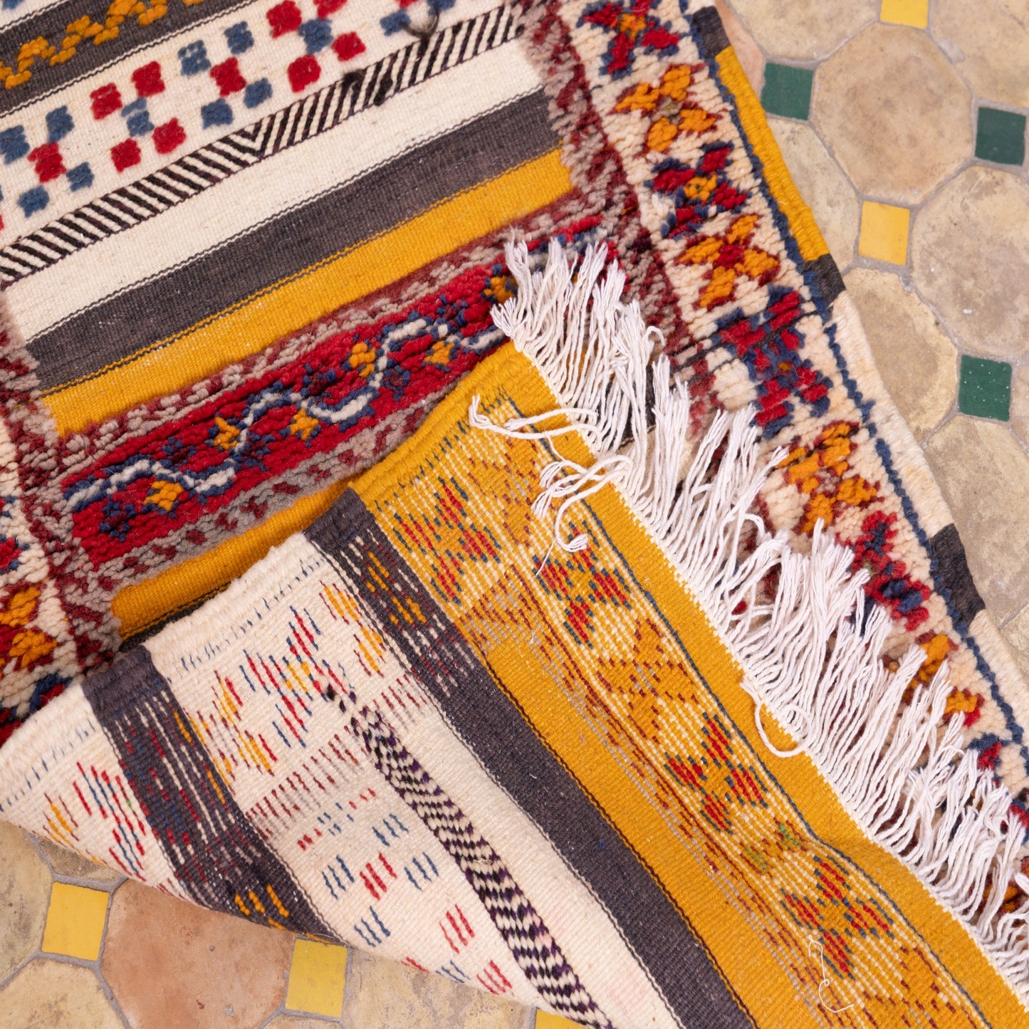 Handwoven Moroccan Akhnif Rug – Tribal Wool & Cotton Tapestry ; 3,61 ft / 1,97 ft