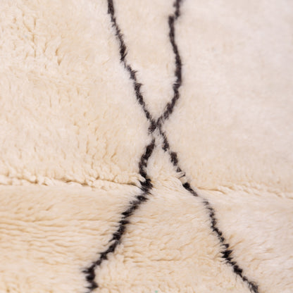 Handmade Mrirt Rug – 100% Wool Moroccan Berber Carpet – Cream & Black Abstract Geometric Wool Rug – Luxury Boho & Minimalist Home Decor