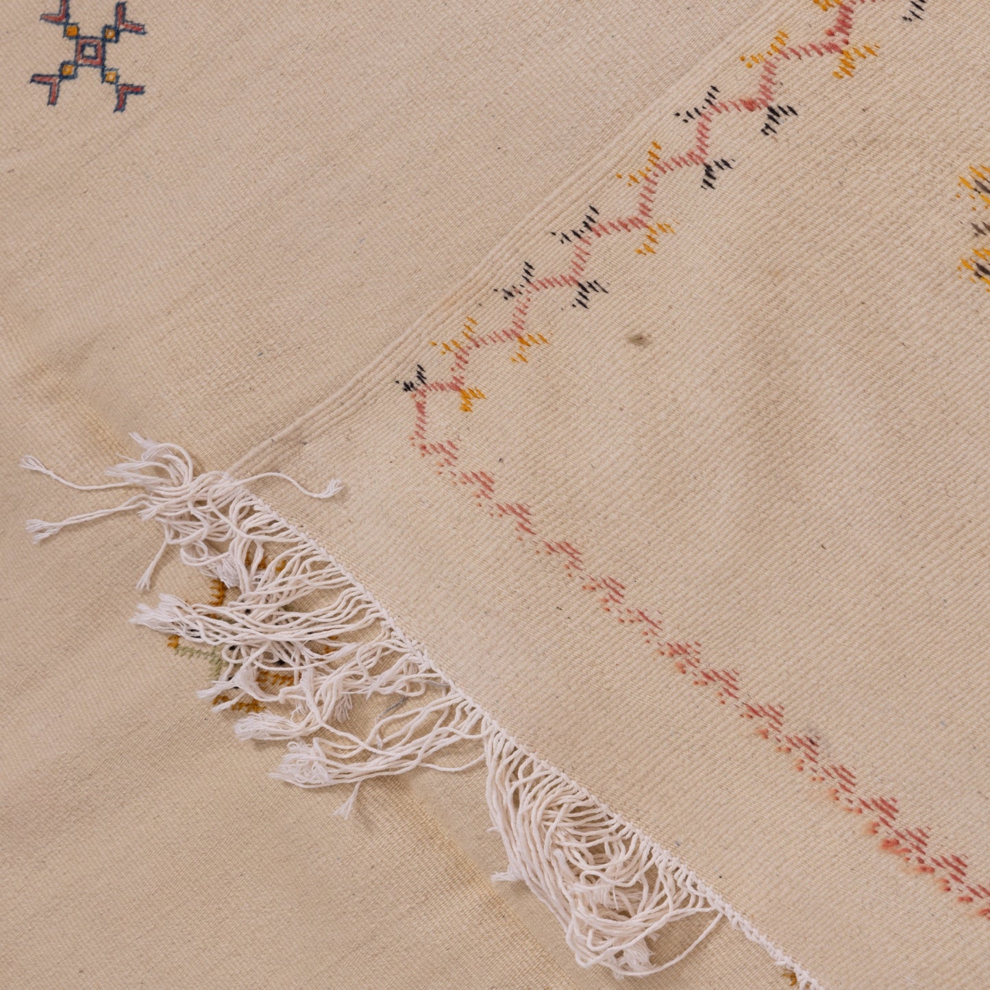 Handwoven Moroccan Akhnif Rug – Elegant Cream Berber Wool Carpet ; 10,01 ft / 6,56 ft