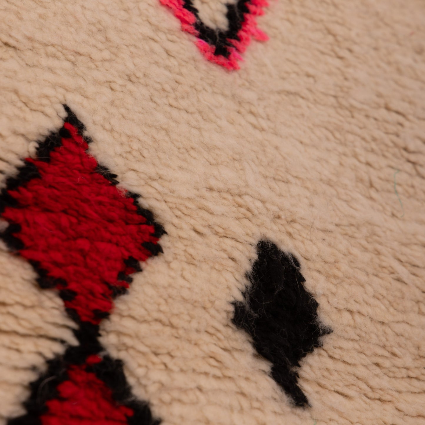Colorful Azilal Rug - Small Berber Wall Hanging - 80% Wool 20% Cotton - Handmade Moroccan Art Rug