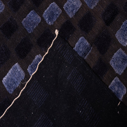 Handwoven Taznakht Moroccan Rug – 100% Wool Black & Deep Blue Geometric Pattern – Authentic Berber Artisan Craft – Bold Minimalist Design ; 8,37 ft  /  5,25 ft