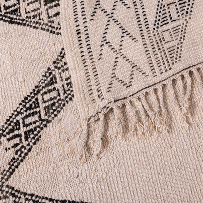 Handwoven Moroccan Beni Ourain Rug – Authentic Wool Berber Carpet – Geometric Diamond Design – Minimalist & Boho Home Decor ;  7,55 ft  / 5,74 ft