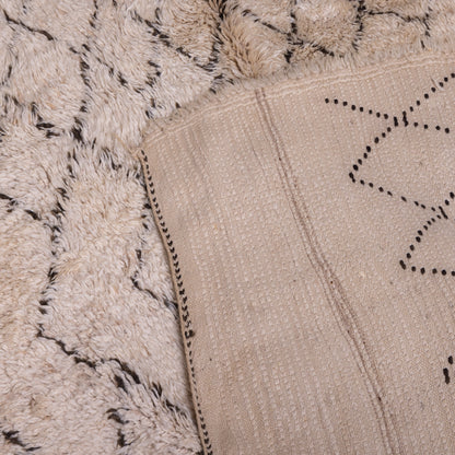 Authentic Vintage Beni Ourain Moroccan Rug | Handwoven Wool Berber Carpet ; 11,48 ft / 6,73 ft