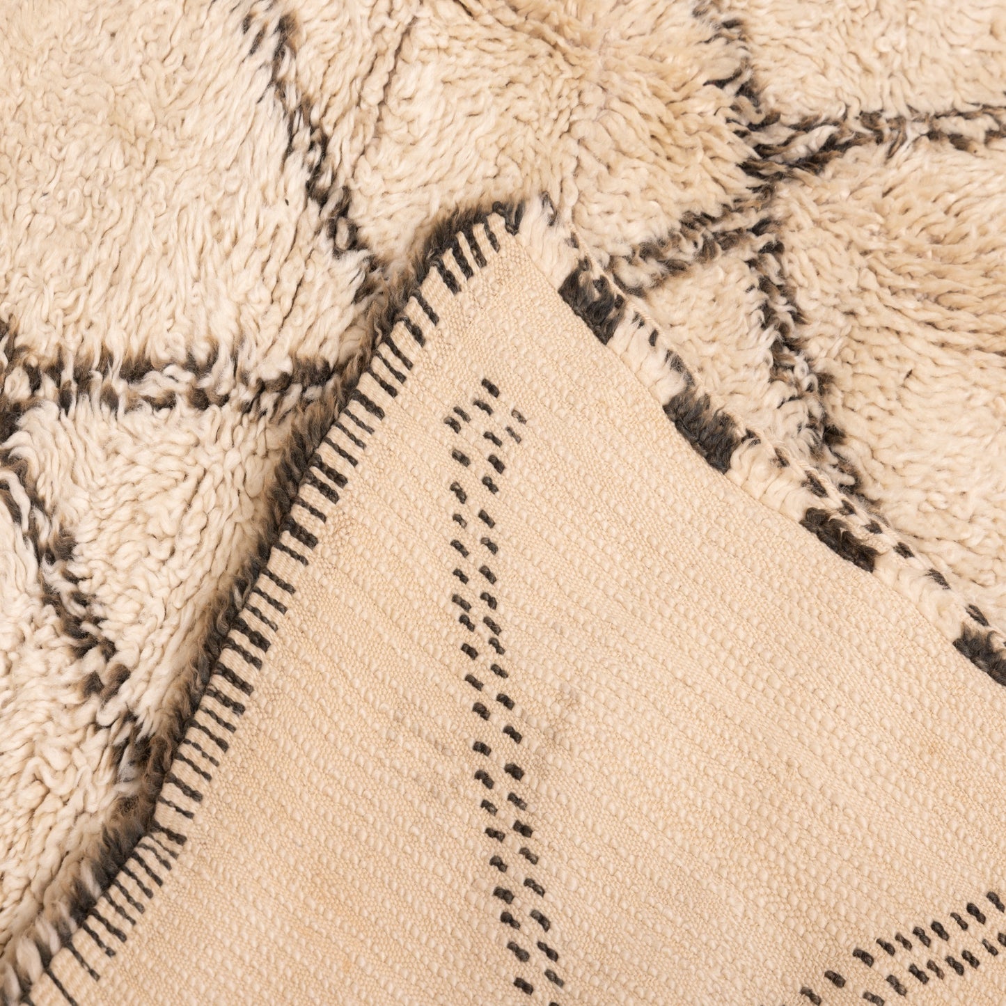 Vintage Moroccan Beni Ourain Rug | Handwoven Wool Tribal Carpet | Authentic Berber Design | Cream & Black | Large Area Rug | 100% Wool ;  11,15 ft / 6,56 ft