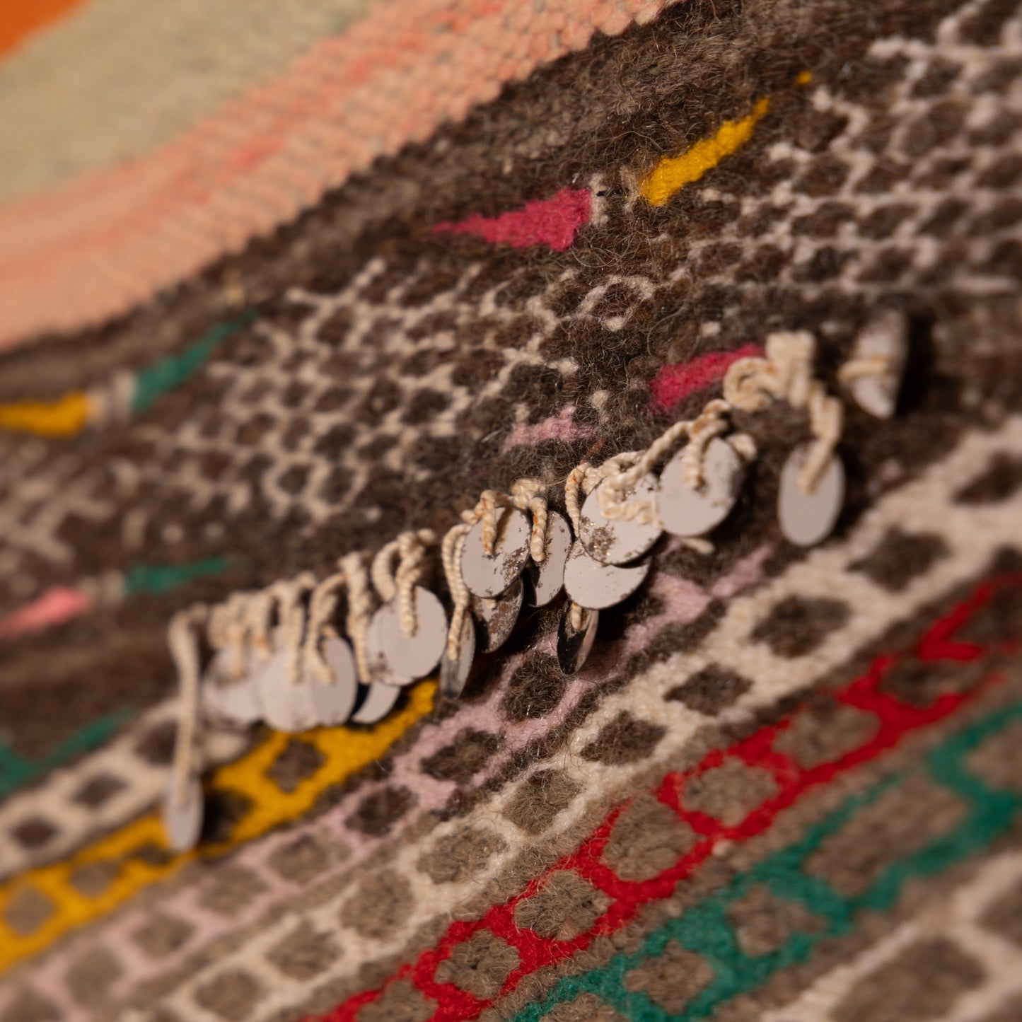 Vintage Handwoven Moroccan Kilim | Berber Zanafi Rug with Geometric Patterns ; 10,99 ft / 5,41 ft