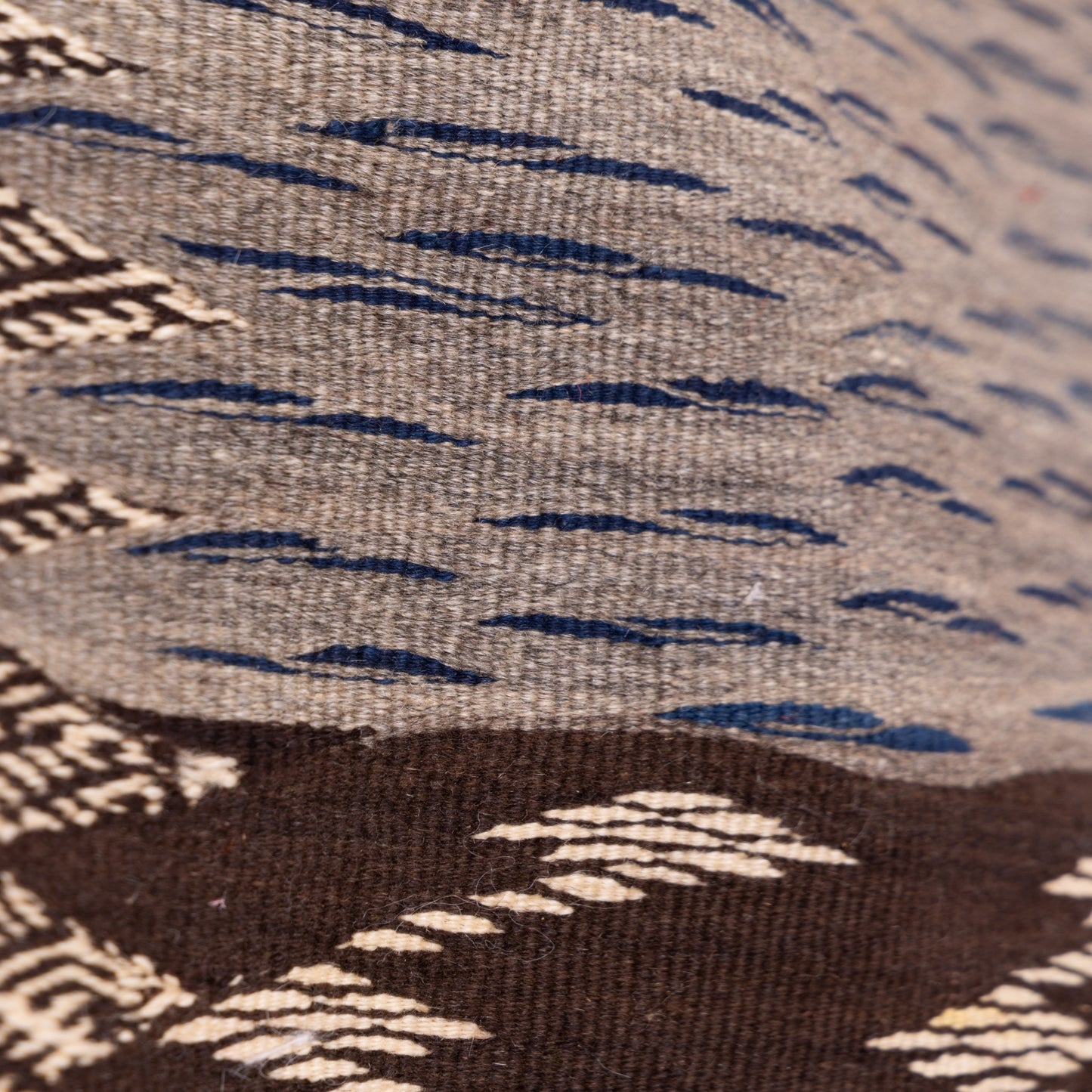 Handwoven Moroccan Akhnif Rug – Authentic Berber Wool Carpet ; 5,09 ft / 3,77 ft