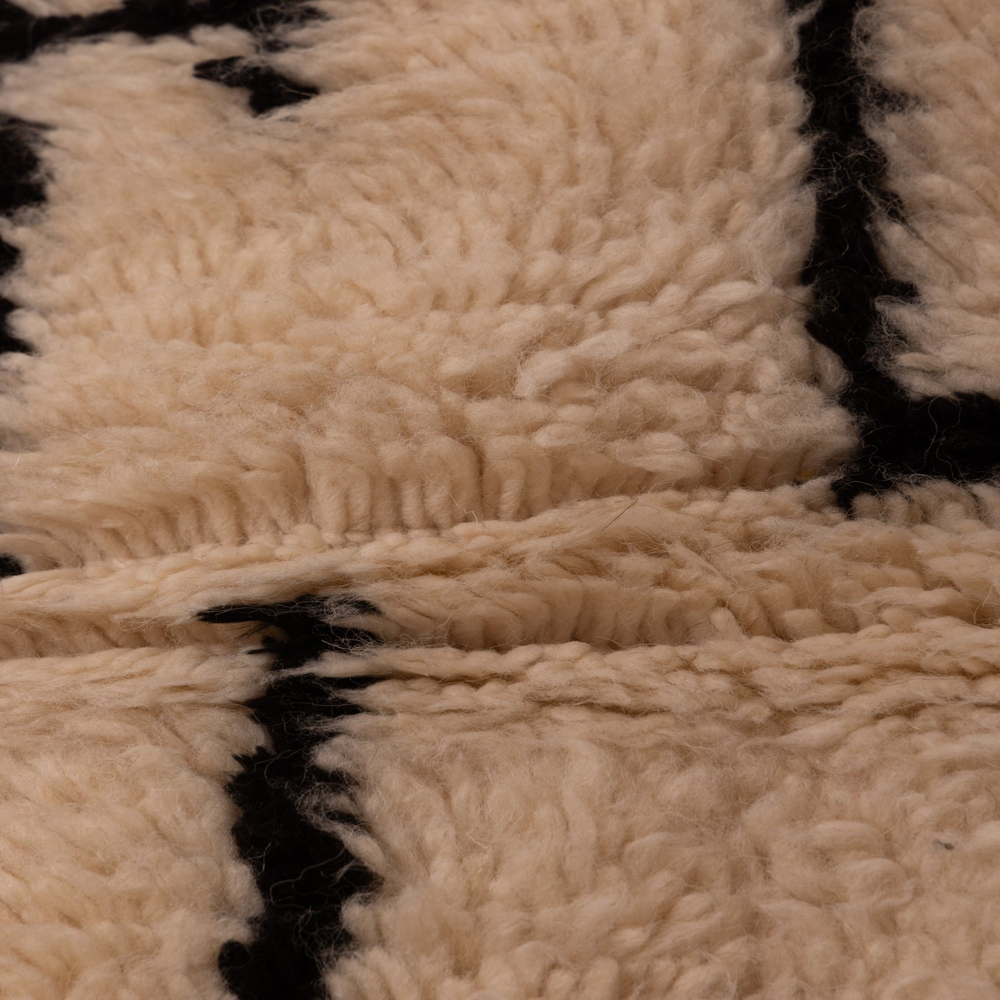 Modern Black & White Azilal Rug - Handmade Moroccan Wool & Cotton Carpet - Geometric Tribal Grid Wall Decor