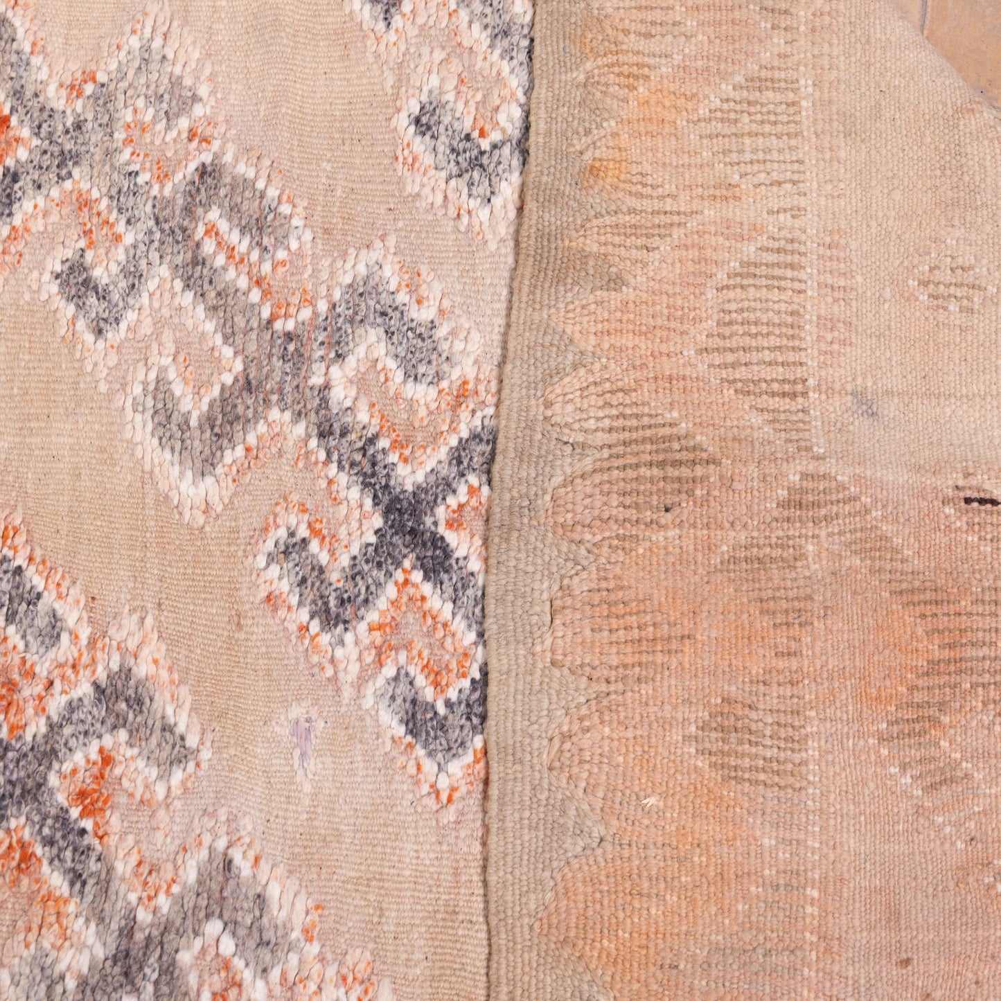 Vintage Moroccan Talsint Rug | Handwoven Berber Wool Carpet ; 11,81 ft / 6,56 ft