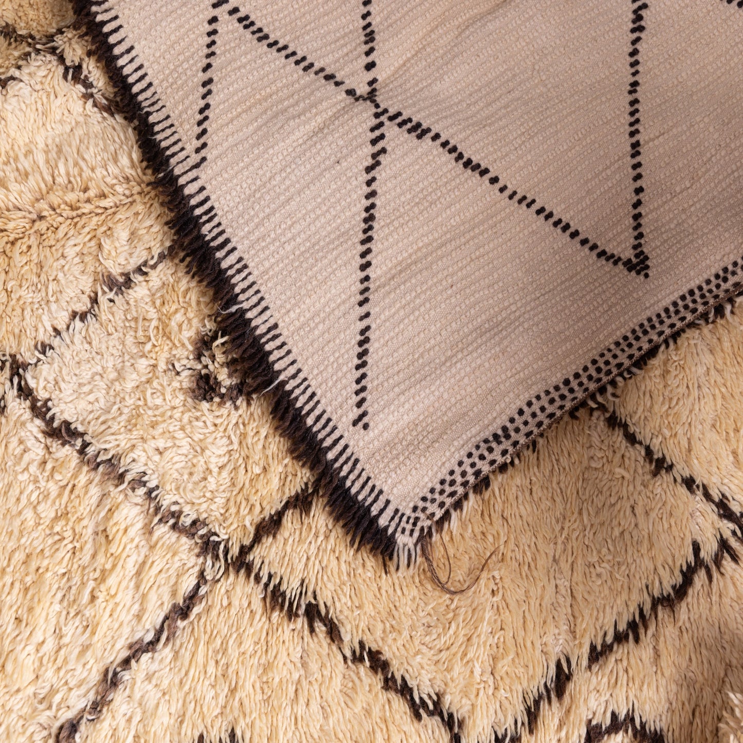 Vintage Moroccan Beni Ourain Rug | Handwoven Wool Carpet with Diamond Motifs ; 12,47 ft  /  6,73 ft