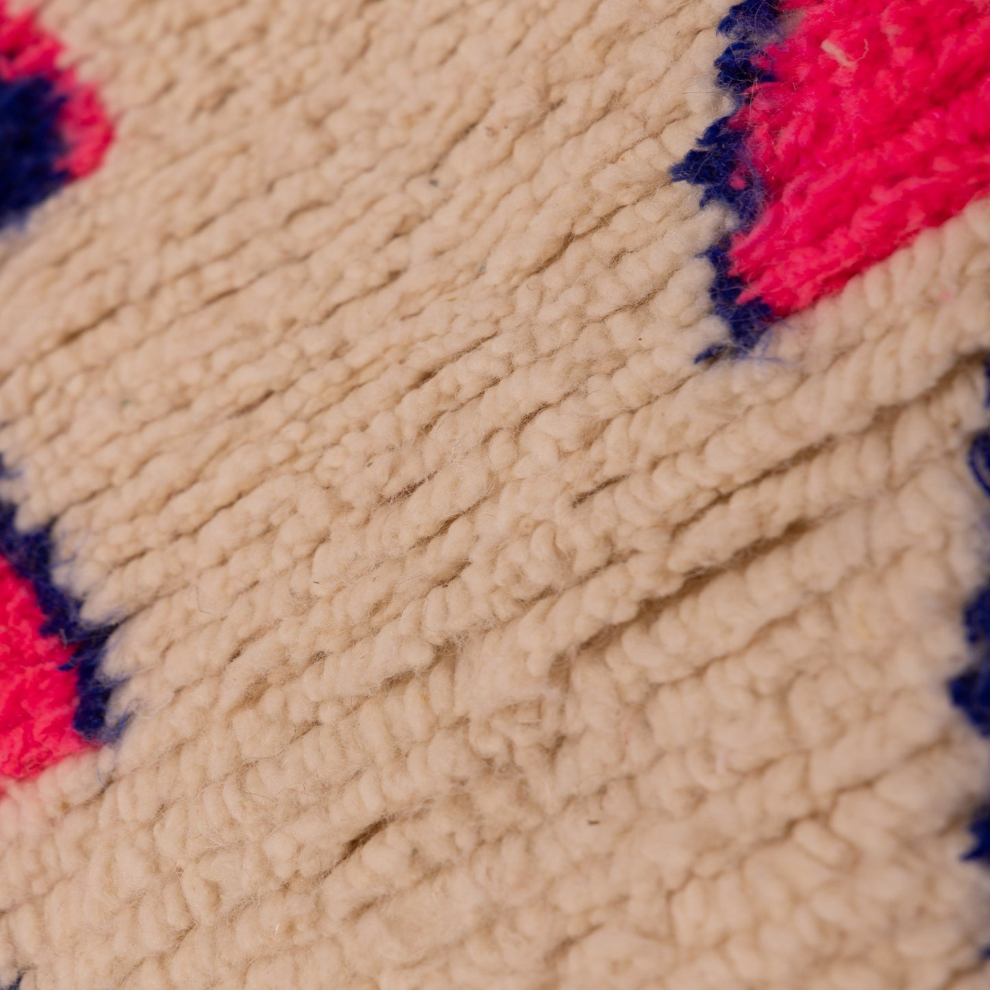 Modern Azilal Rug - Neon Pink & Indigo Tribal Pattern - Moroccan Handwoven Carpet - 80% Wool 20% Cotton - Boho Wall Hanging or Floor Art