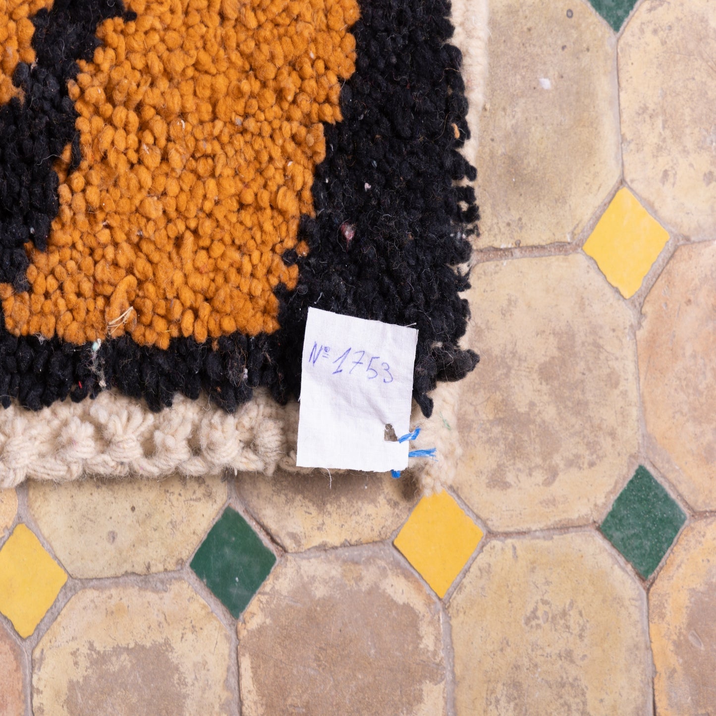 Authentic Handwoven Boujad Moroccan Rug – A Fusion of Art and Tradition