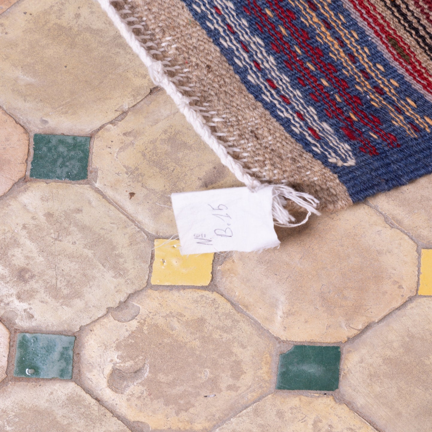 Handwoven Moroccan Akhnif Rug – Rich Geometric Patterns ; 4,92 ft / 3,61 ft