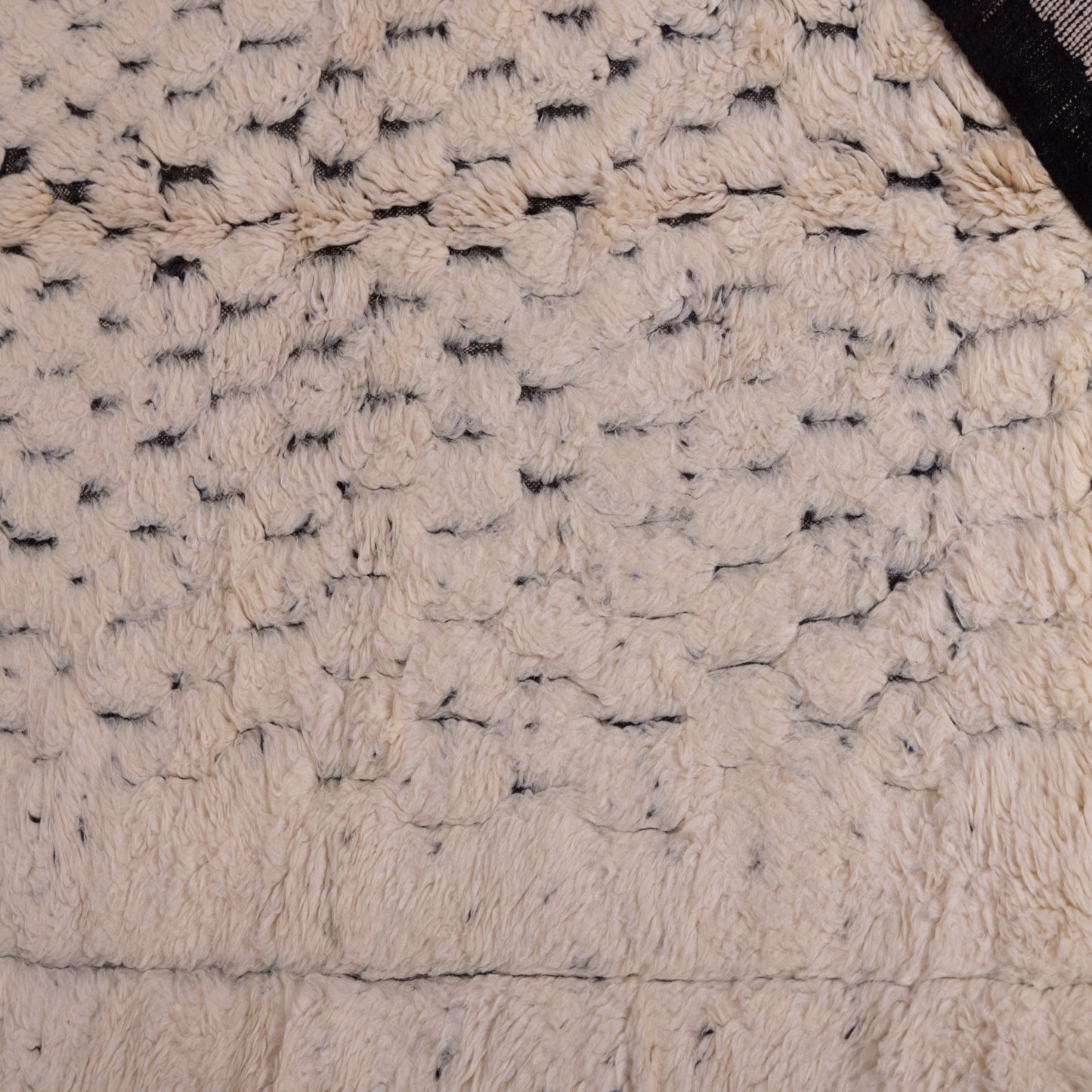 Handmade Mrirt Rug – 100% Wool Moroccan Berber Carpet – Cream & Black Geometric Wool Rug – Luxury Modern & Boho Home Decor