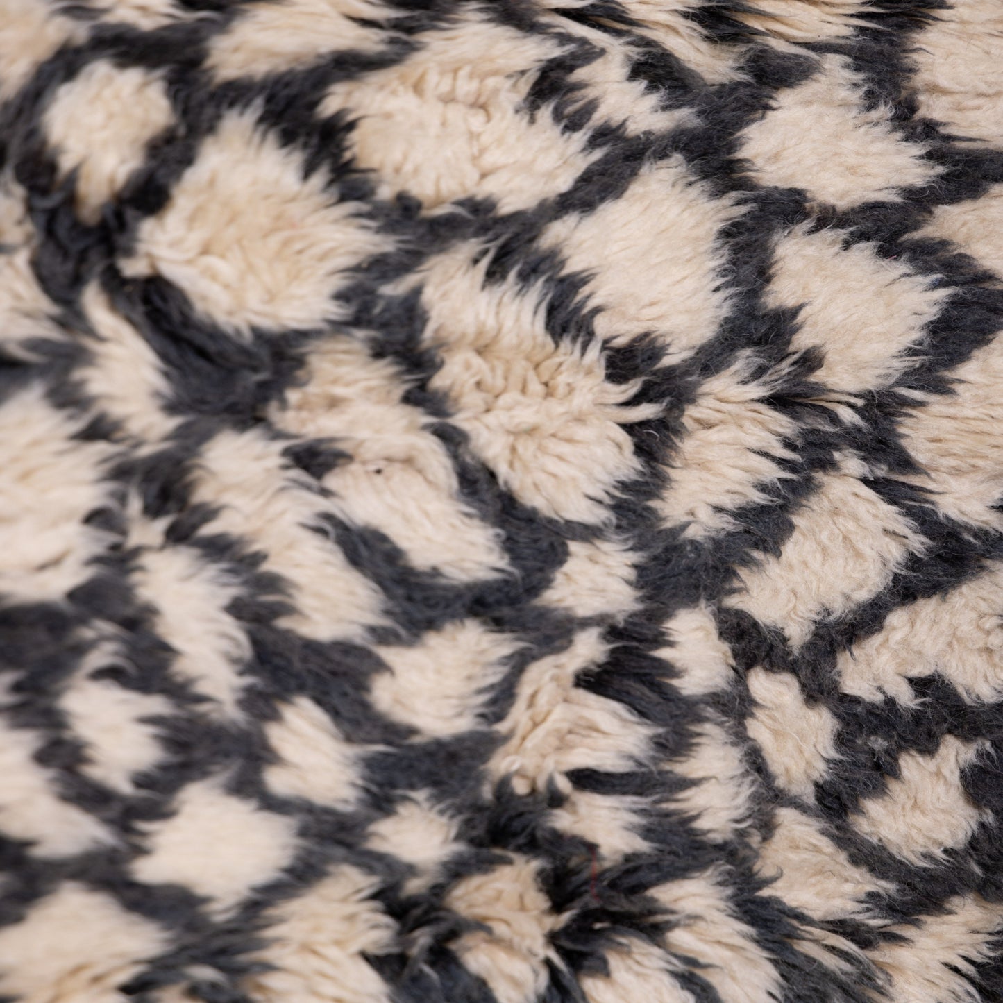 Handwoven Moroccan Mrirt Rug – Luxurious High-Pile Wool Berber Carpet in Black & Beige Geometric Design