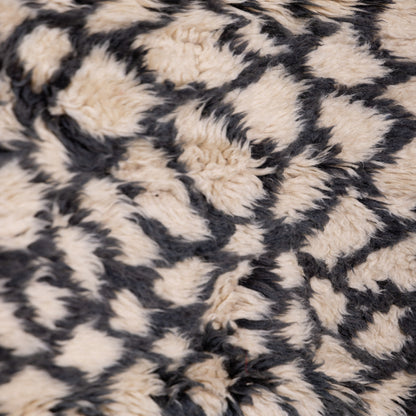 Handwoven Moroccan Mrirt Rug – Luxurious High-Pile Wool Berber Carpet in Black & Beige Geometric Design
